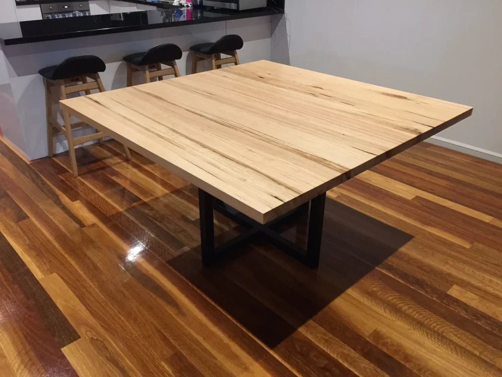 Buy Dining Table: What Size and Style Should You Choose?